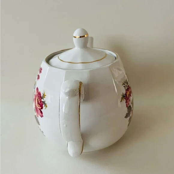 Ellgreave England Floral Bone China Teapot with Gold Trim - Picture 8 of 14